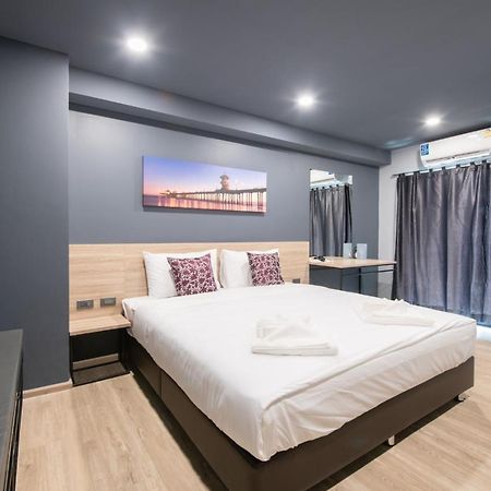 Oblique Apartment - ออฟบลิค อพาร์ทเมนท์ Nonthaburi Eksteriør billede