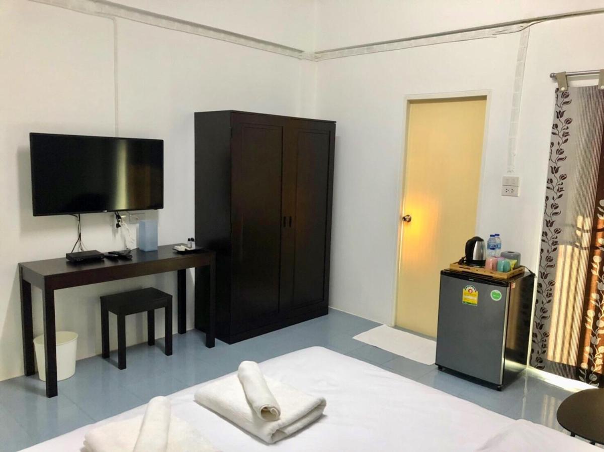 Oblique Apartment - ออฟบลิค อพาร์ทเมนท์ Nonthaburi Eksteriør billede